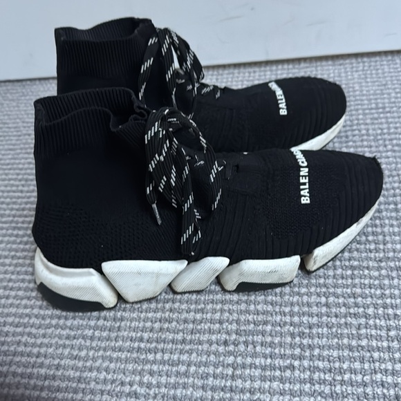Balenciaga Speed with laces, women’s 9 - Picture 2 of 8